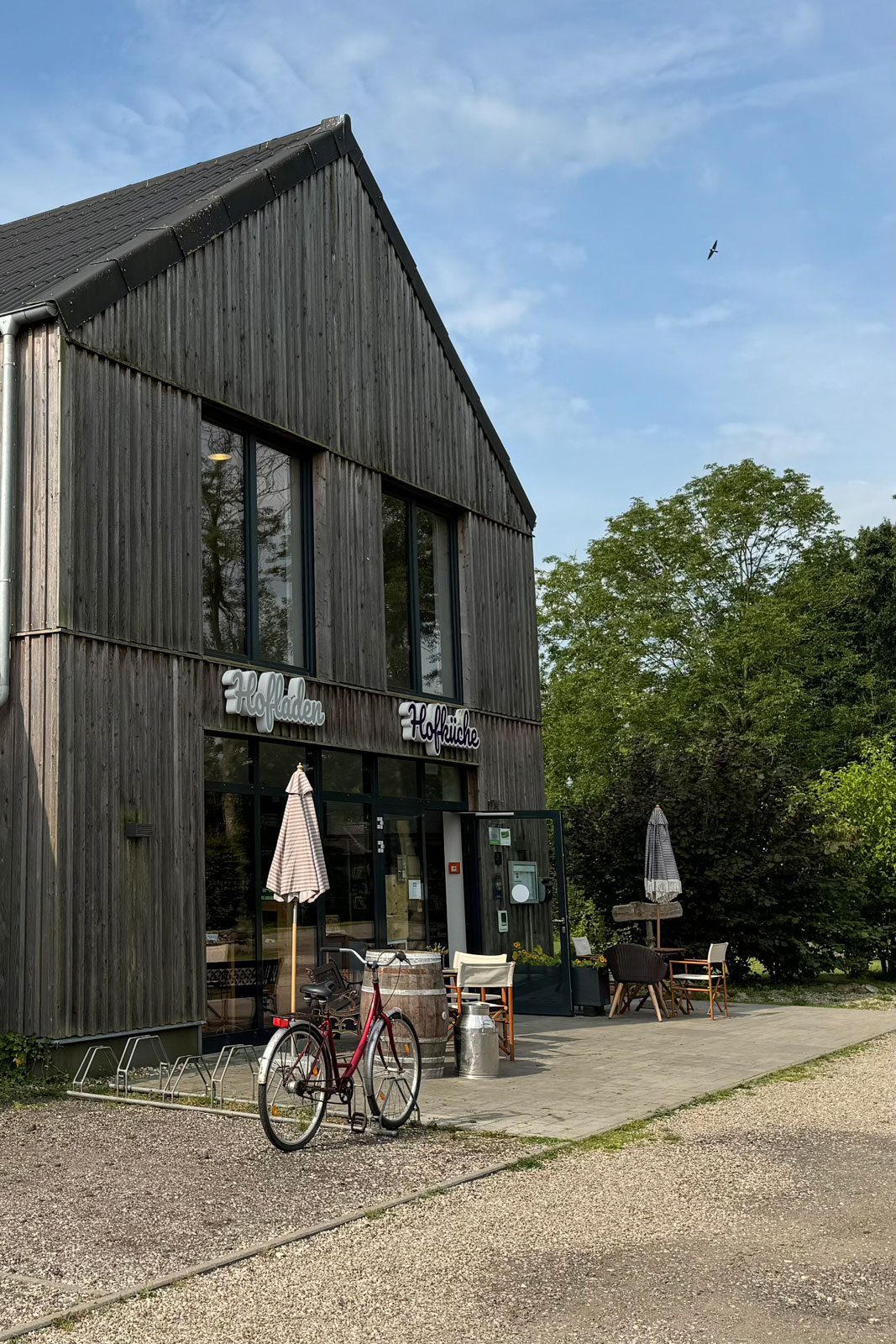 Biohof Backensholz mit Hofladen und Restaurant in Schleswig-Holstein
